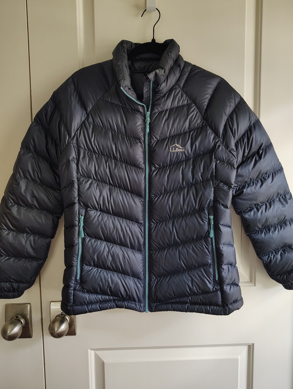 LL Bean Women's Ultralight 850 Navy Down Jacket Size PS